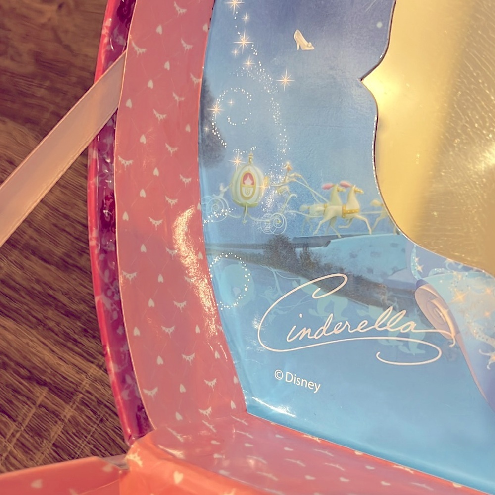 Disney Princess Makeup jewelry Vanity carry Bag - Picture 4 of 8